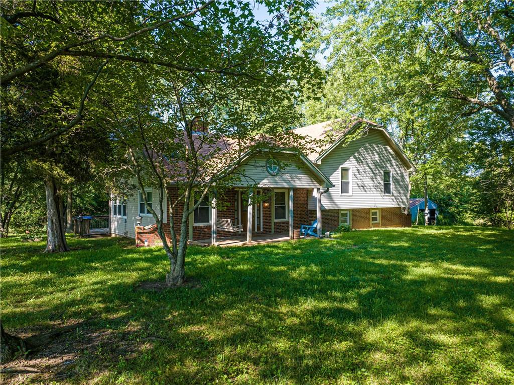 169 Southwest 800th Road Warrensburg, MO 64093 - Photo 4 of 43