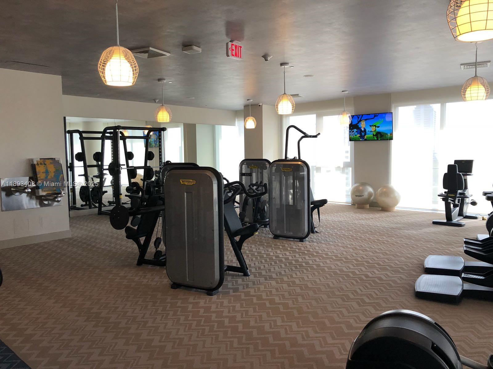 121 Northeast 34th Street, Unit 1905 Miami, FL 33137 - Photo 15 of 19