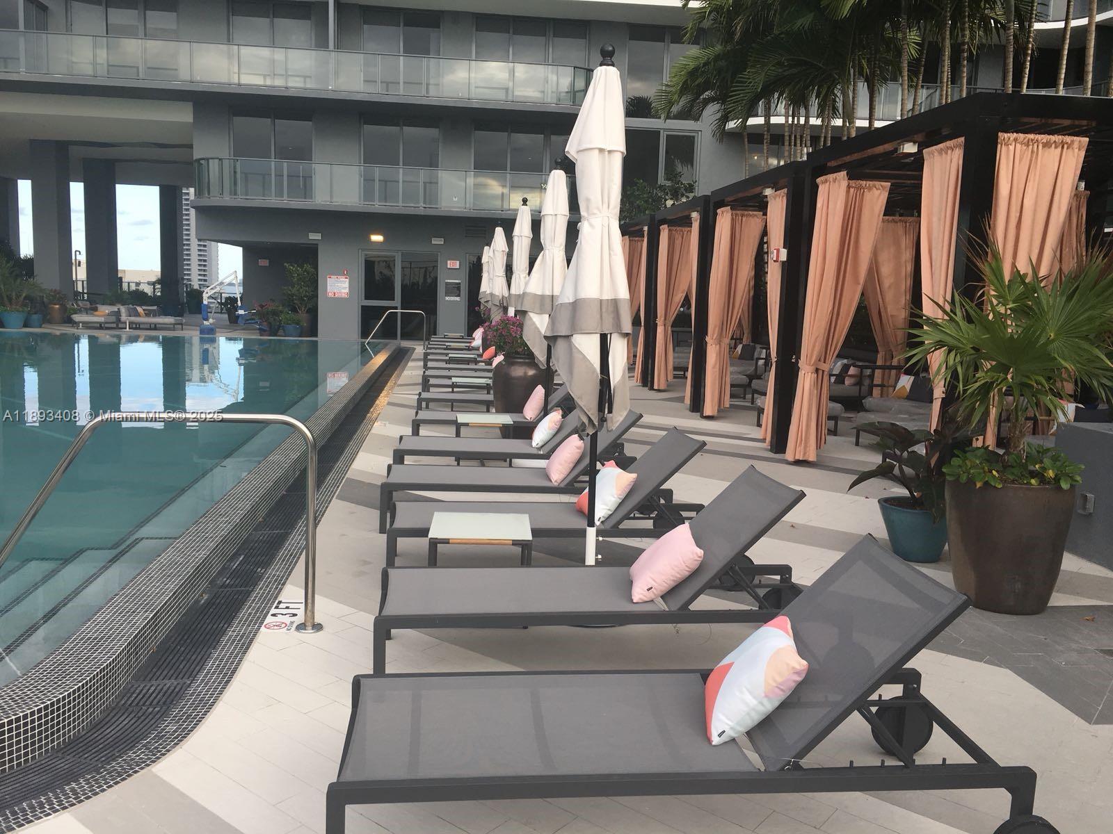 121 Northeast 34th Street, Unit 1905 Miami, FL 33137 - Photo 18 of 19