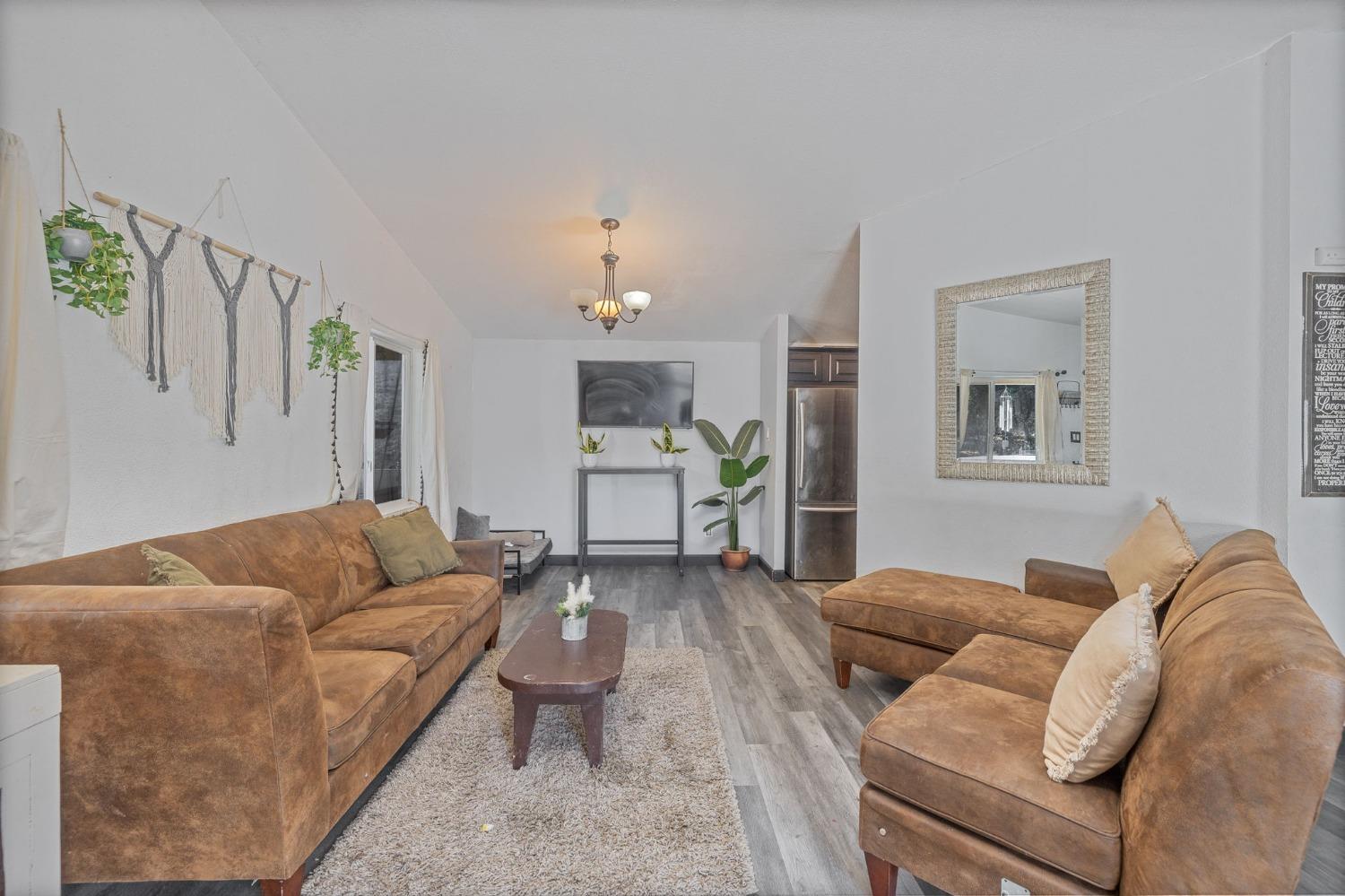 4975 Streeter Mountain Road Mariposa, CA 95338 - Photo 4 of 56 Gallery Image 4