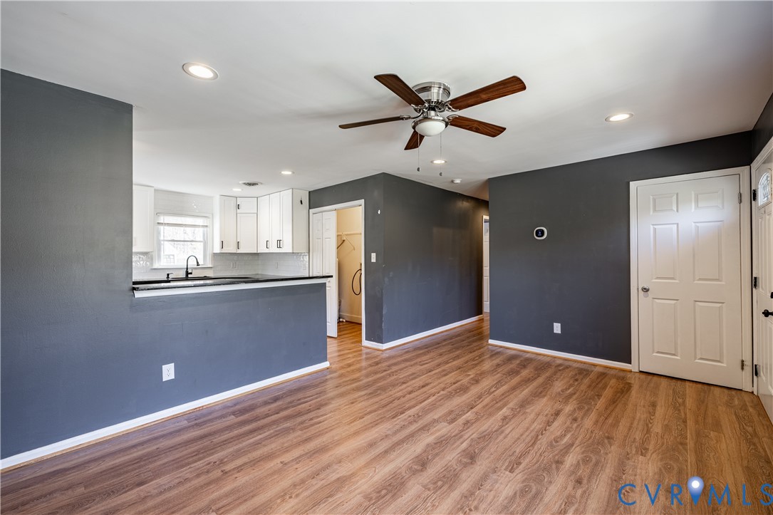 9813 Colemans Lake Road Ford, VA 23850 - Photo 5 of 38