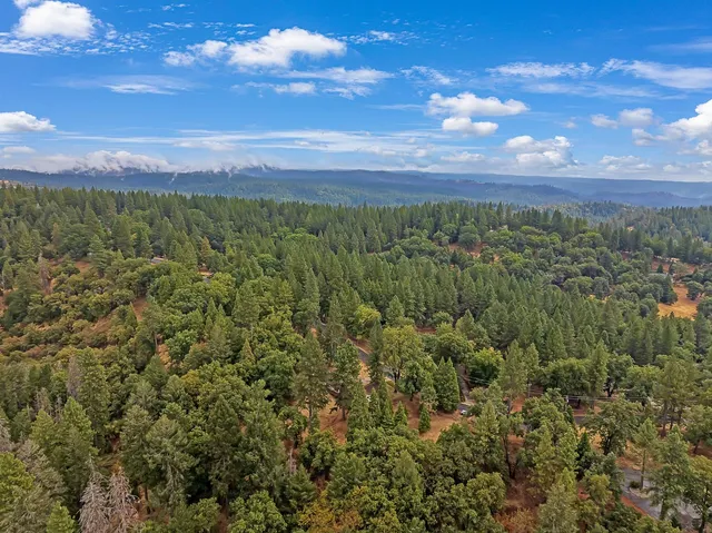 $550,000 | 5241 Puerta Del Sol Road, Camino, CA 95709