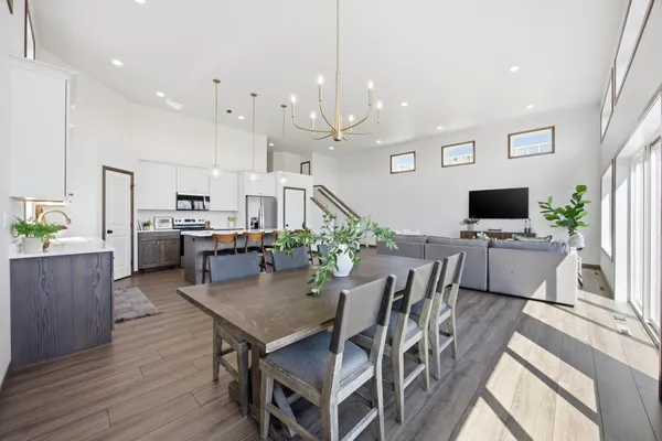 $559,900 | 973 61st Avenue Southwest, West Fargo, ND 58078