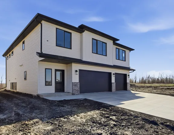 $559,900 | 973 61st Avenue Southwest, West Fargo, ND 58078