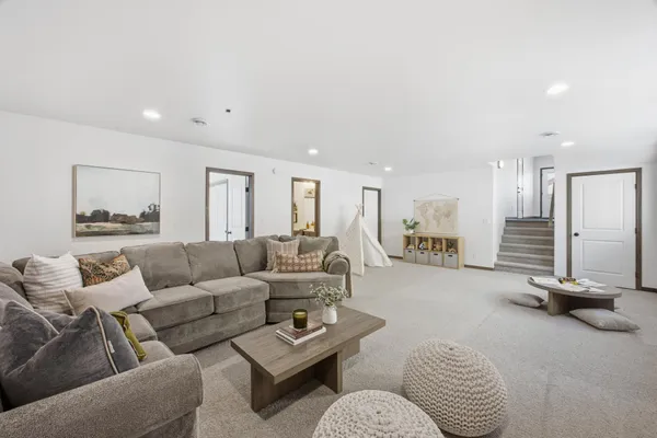 $559,900 | 973 61st Avenue Southwest, West Fargo, ND 58078