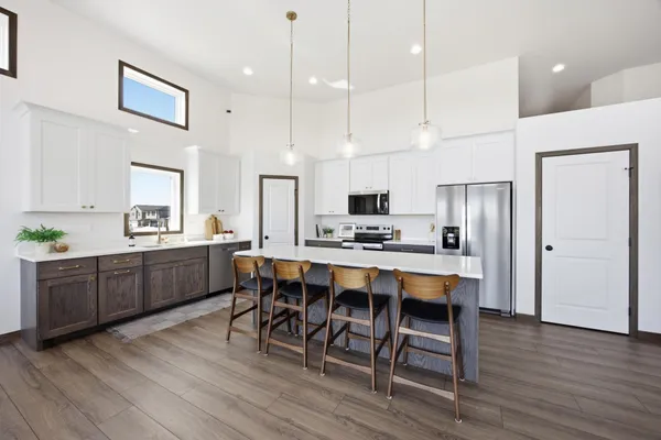 $559,900 | 973 61st Avenue Southwest, West Fargo, ND 58078