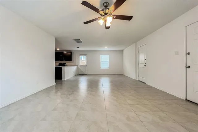 $1,925 | 2300 Great Belt Boulevard, Crandall, TX 75114