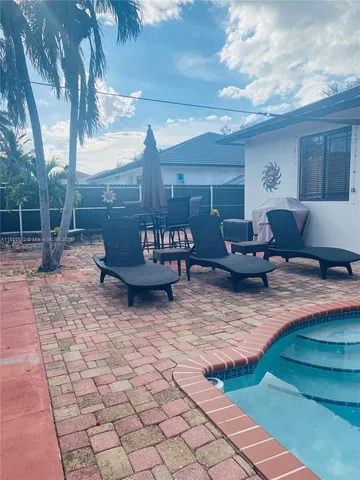 $899,000 | 7760 Northwest 163rd Street, Miami Lakes, FL 33016