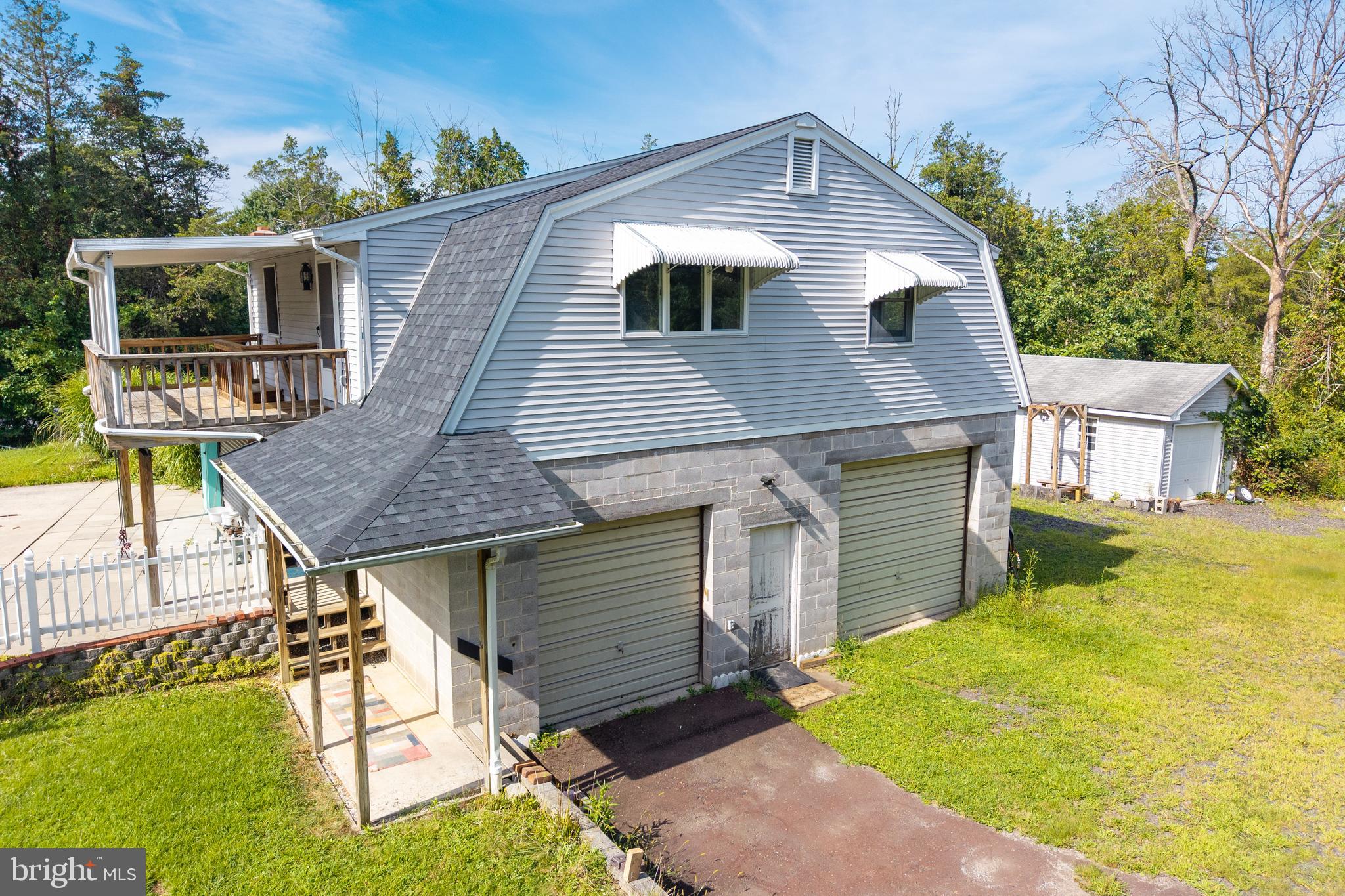 5509 Hoppenville Road Green Lane, PA 18054 - Photo 31 of 70 oversized garage