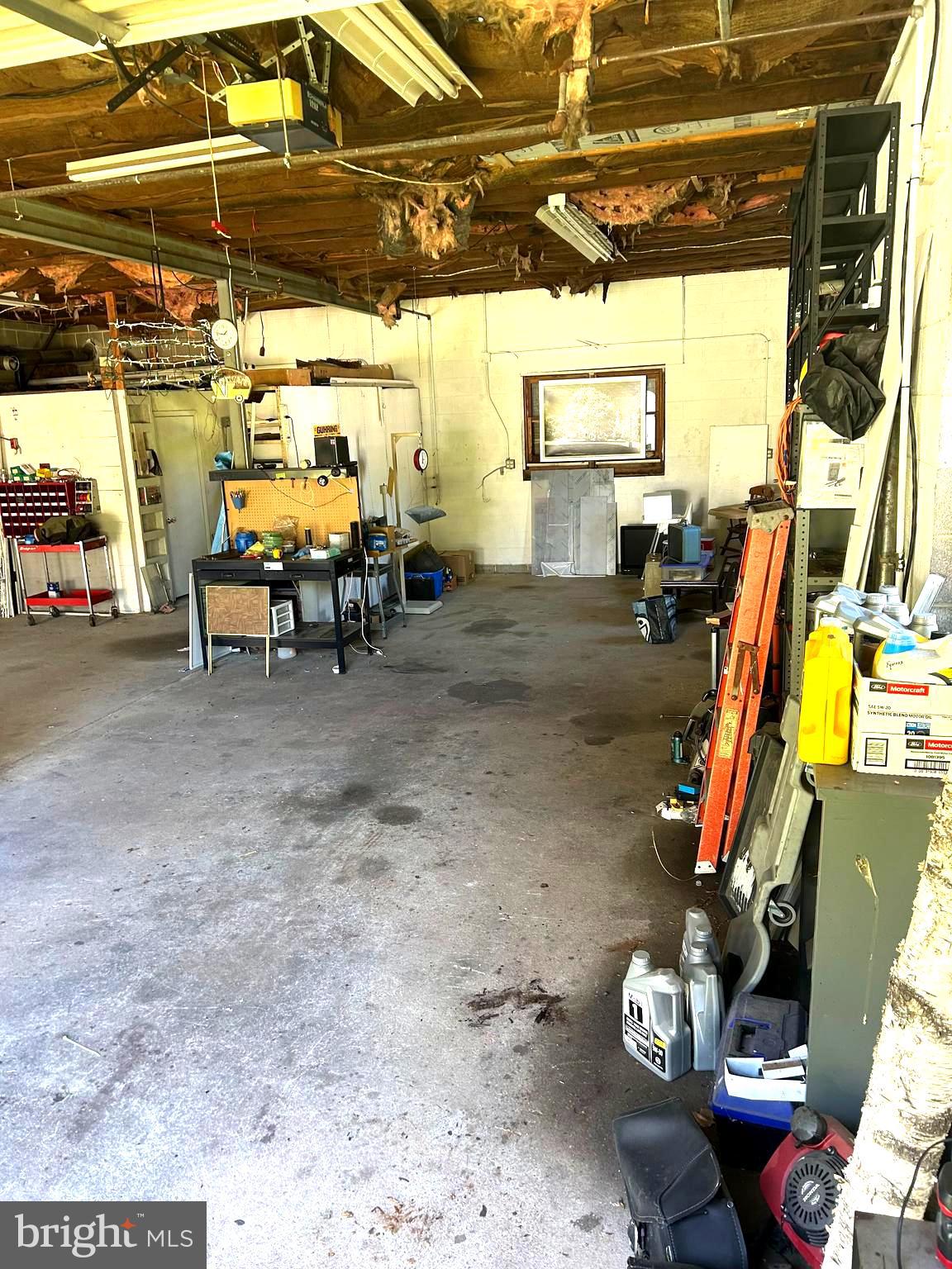 5509 Hoppenville Road Green Lane, PA 18054 - Photo 49 of 70 a view of a room with gym equipment