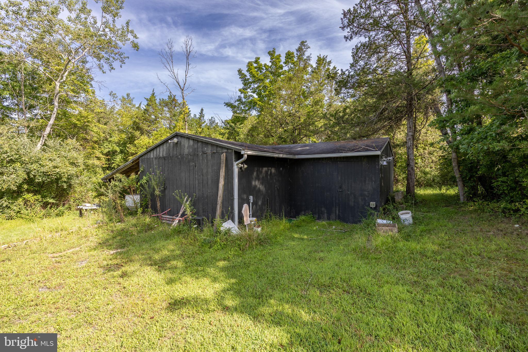 5509 Hoppenville Road Green Lane, PA 18054 - Photo 52 of 70 Outbuilding 3
