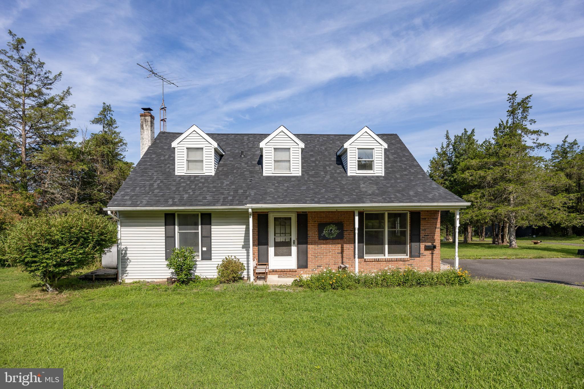 5509 Hoppenville Road Green Lane, PA 18054 - Photo 69 of 70 front view of a house with a yard