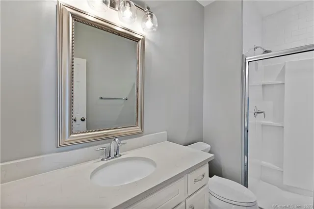 $2,200 | 73 West Main Street, Unit 2, Clinton, CT 06413