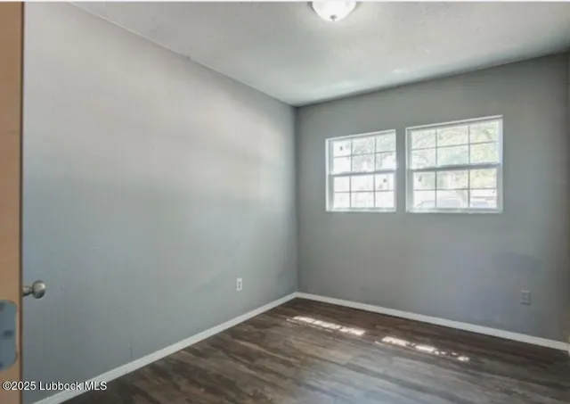 $75,000 | 2715 East 2nd Place, Lubbock, TX 79403