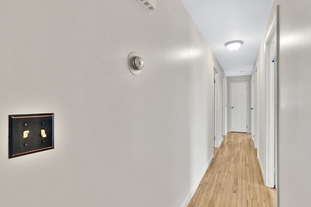 70 Quentin Road Springfield, MA 01129 - Photo 24 of 42