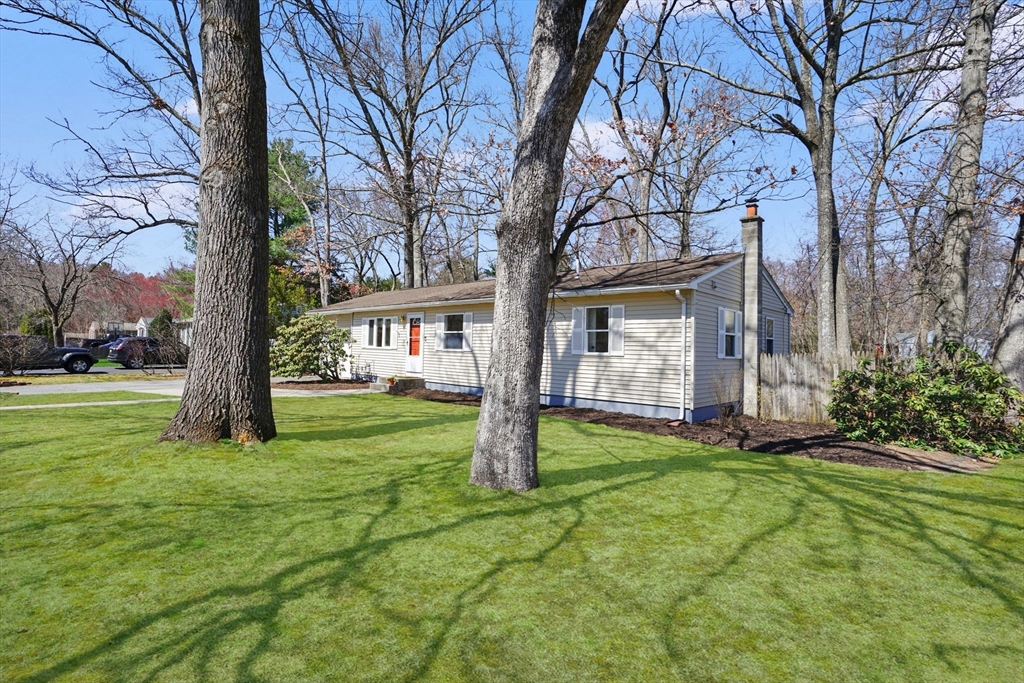 70 Quentin Road Springfield, MA 01129 - Photo 32 of 42