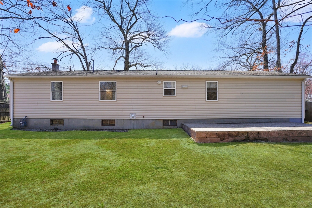 70 Quentin Road Springfield, MA 01129 - Photo 38 of 42