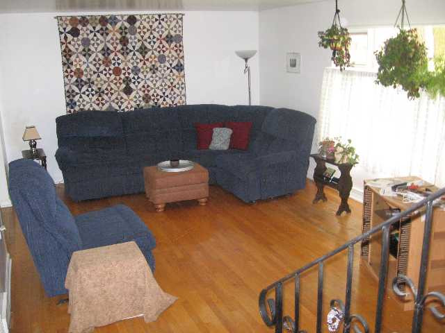 17 Loughberry Road Saratoga Springs, NY 12866 - Photo 2 of 9 Photo 2