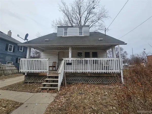 $14,999 | 407 East 12th Street, Flint, MI 48503