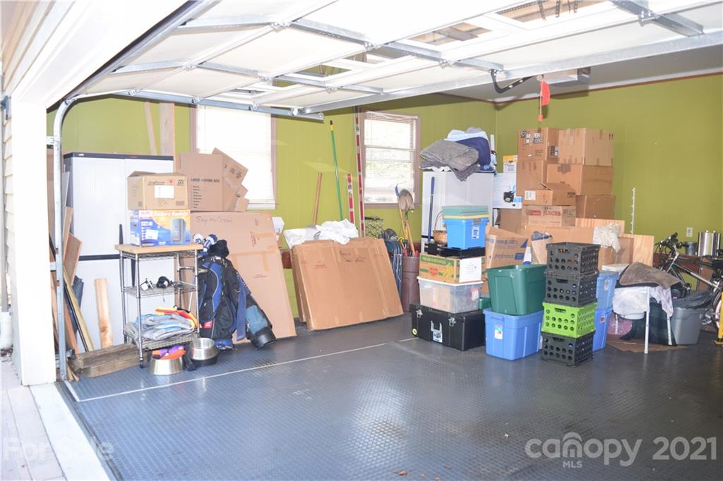 18 Shipmaster Court Lake Wylie, SC 29710 - Photo 30 of 34 a view of a dining room with a table and chairs