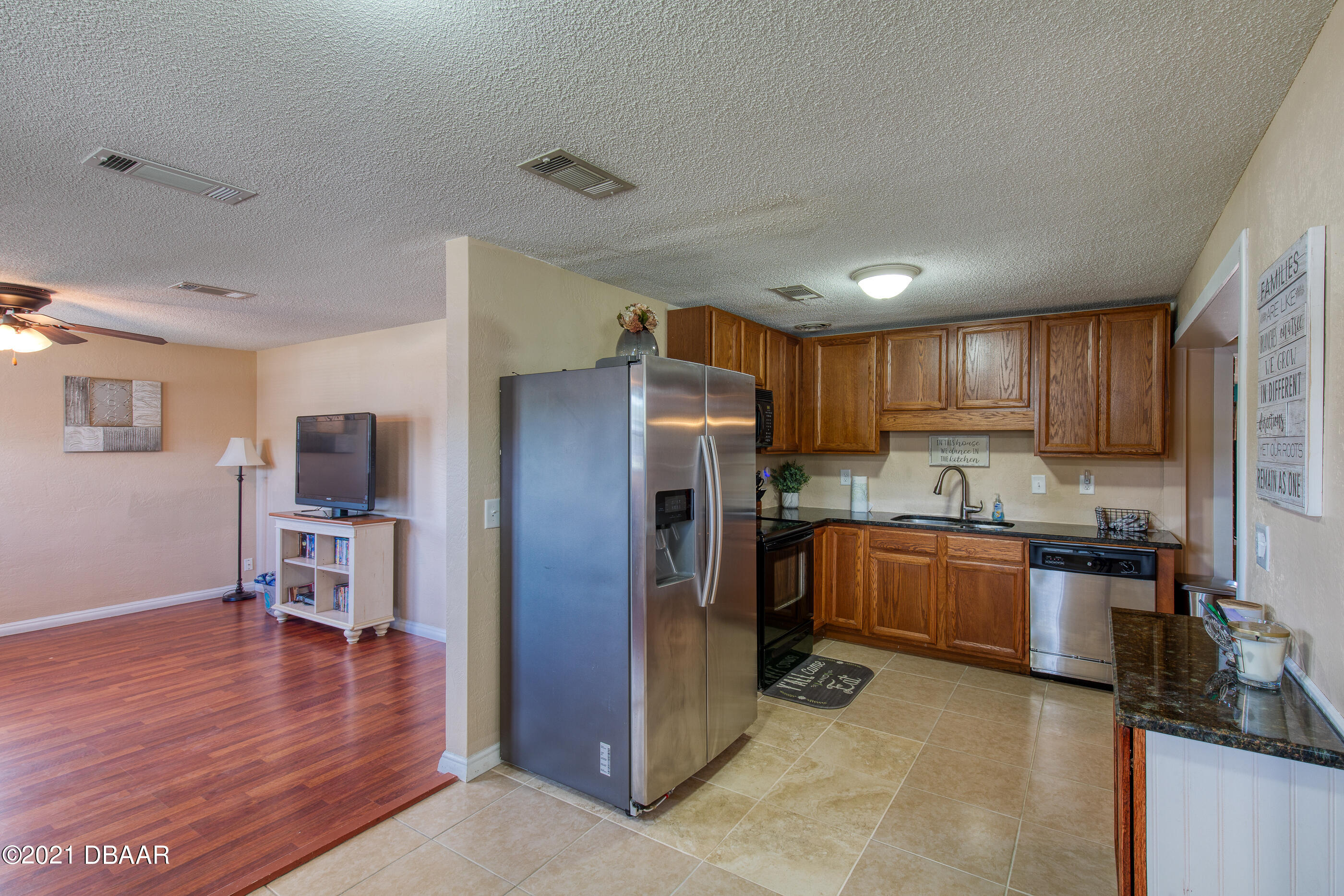 2554 Yale Road South Daytona, FL 32119 - Photo 11 of 35 2554YaleAve-14