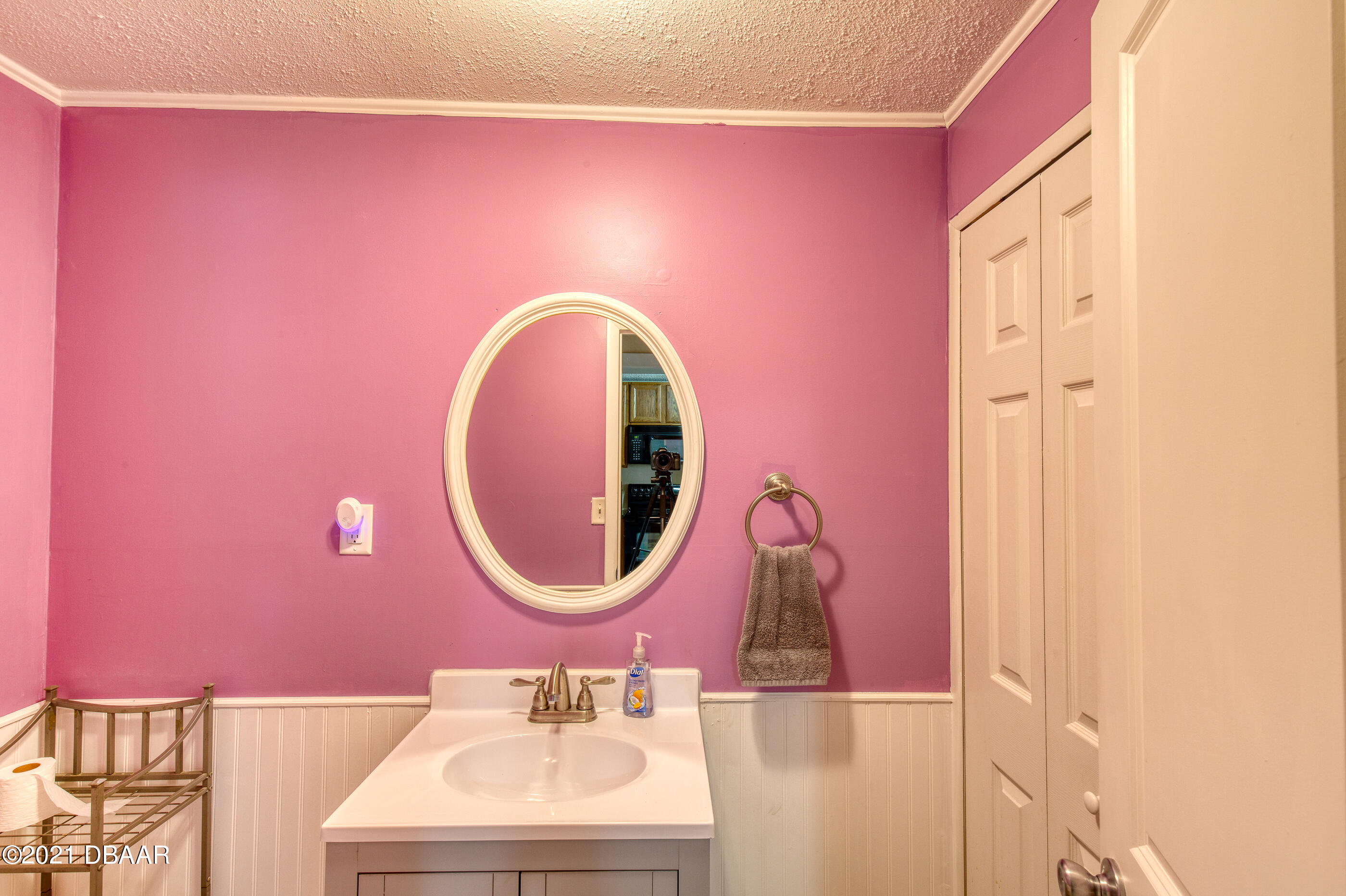 2554 Yale Road South Daytona, FL 32119 - Photo 15 of 35 2554YaleAve-17