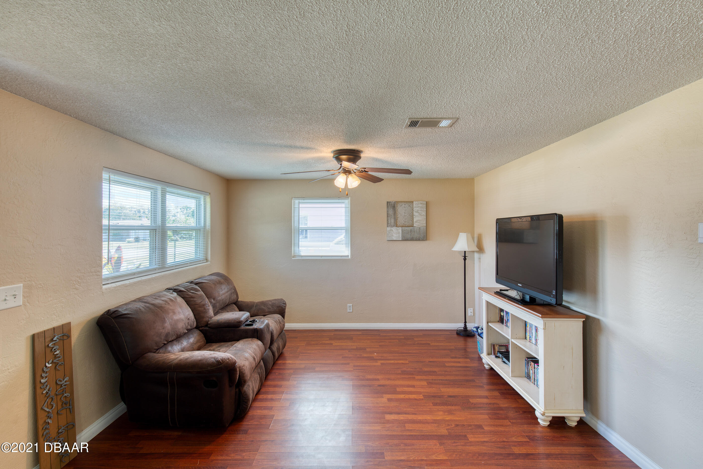 2554 Yale Road South Daytona, FL 32119 - Photo 6 of 35 2554YaleAve-8