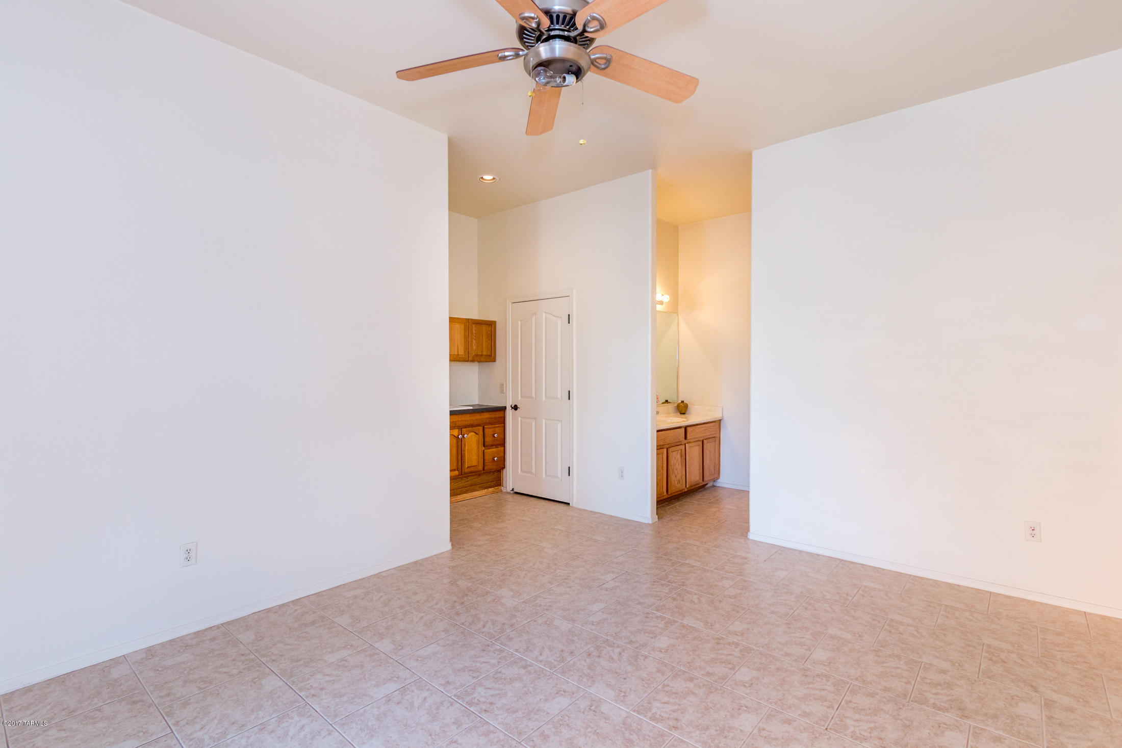 10639 East Ralph Alvarez Place Tucson, AZ 85747 - Photo 28 of 47