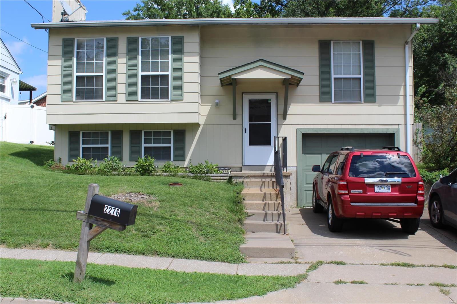 2276 Ashby Road St. Louis, MO 63114 - Photo 1 of 16 Gallery Image 1