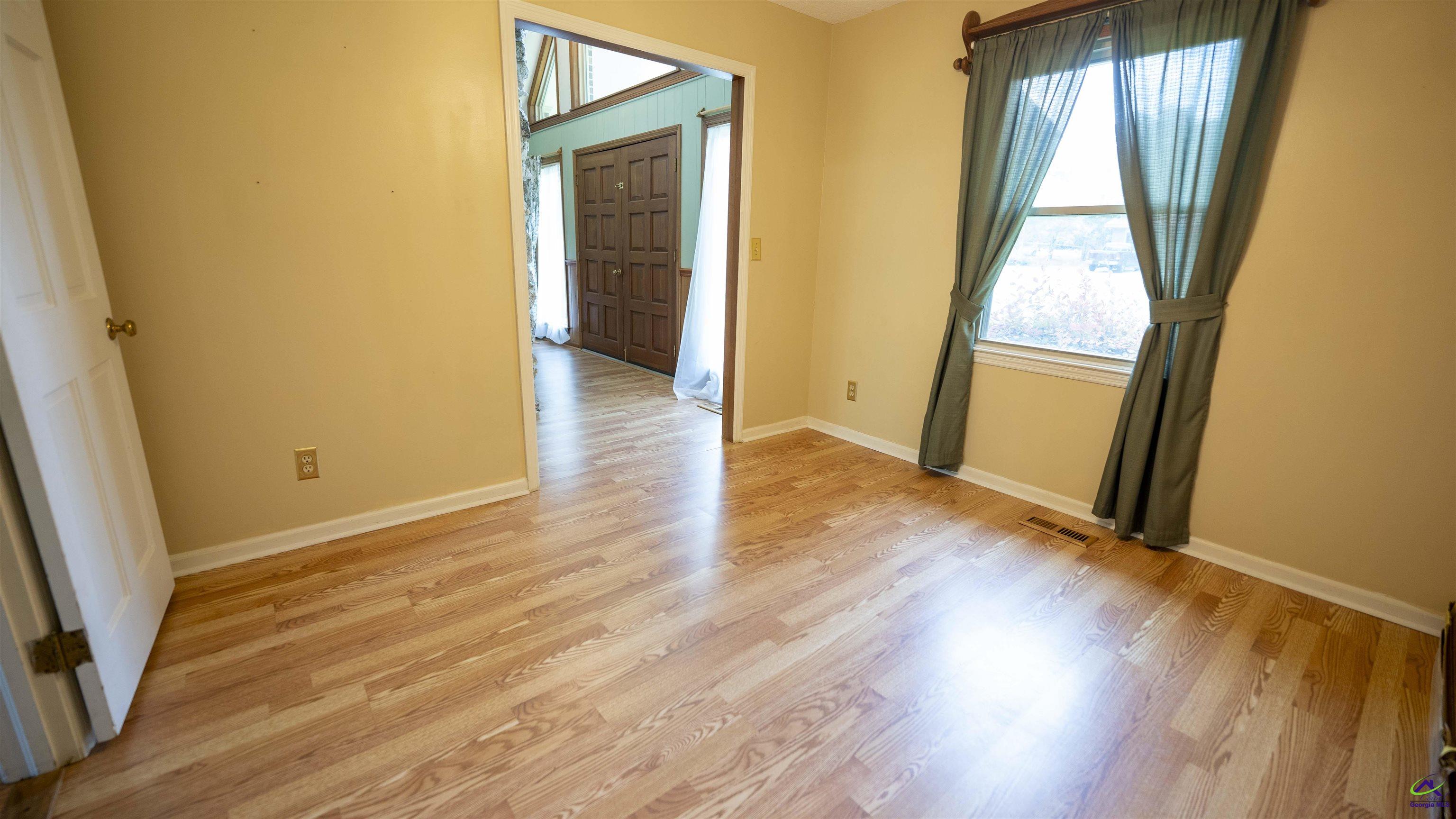 121 Robert Drive Cochran, GA 31014 - Photo 7 of 34