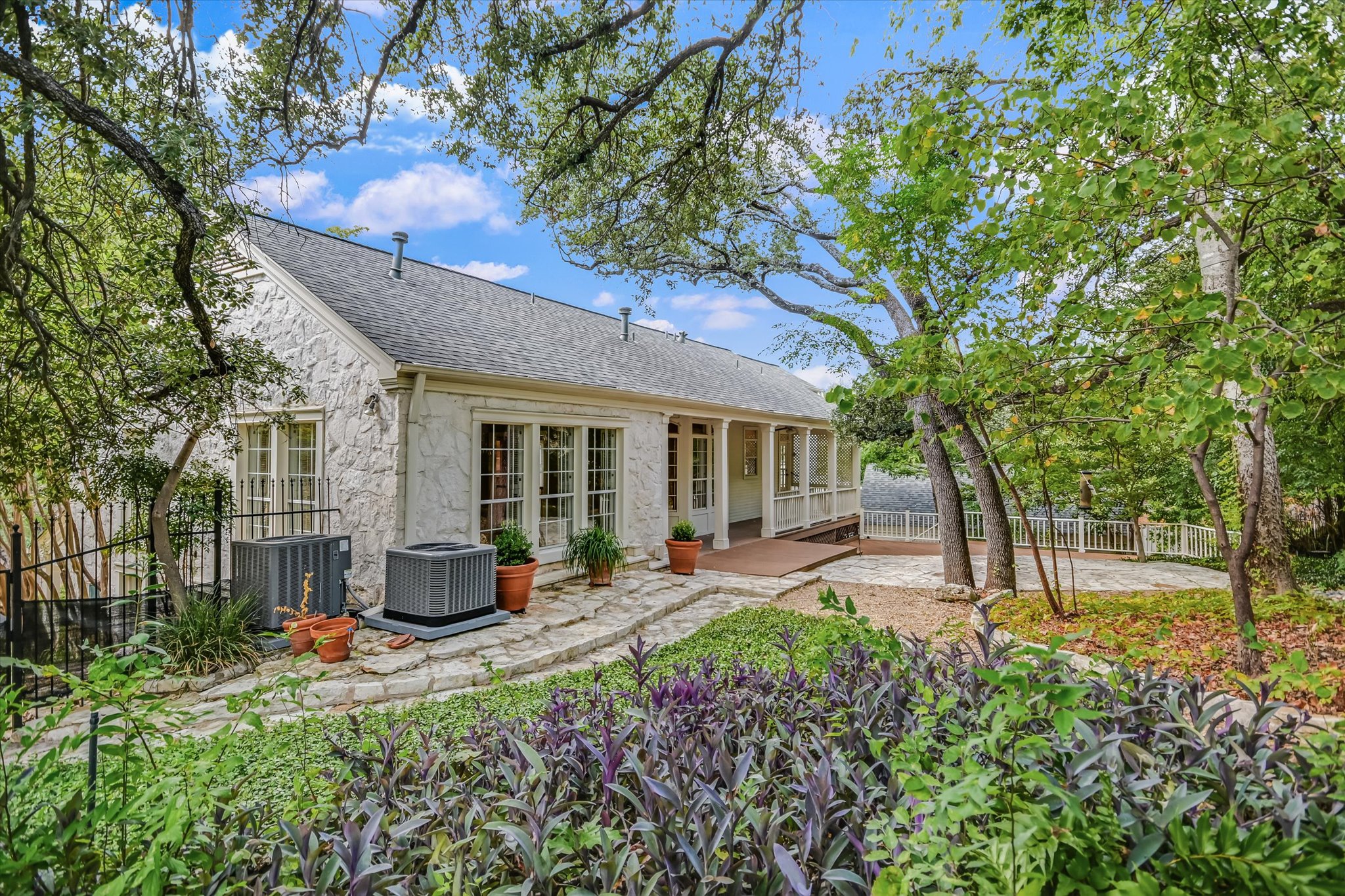 7505 Stepdown Cove Austin, TX 78731 - Photo 37 of 37 Gallery Image 37