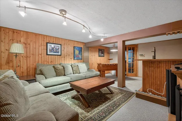 $589,000 | 531 Delaware Avenue, Bethlehem, NY 12054