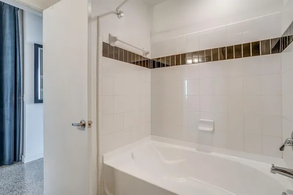 $1,400 | 221 West Lancaster Avenue, Unit 11003, Fort Worth, TX 76102