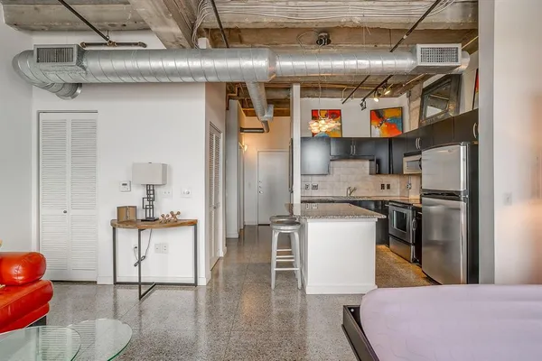 $1,400 | 221 West Lancaster Avenue, Unit 11003, Fort Worth, TX 76102