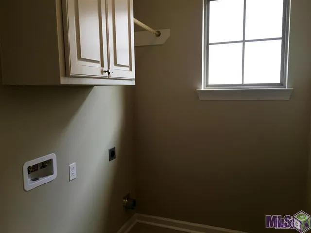 $2,300 | 3143 Cypress View Lane, Baton Rouge, LA 70810