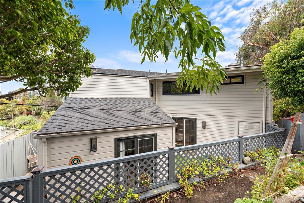 721 Browncroft Road Laguna Beach, CA 92651 - Photo 37 of 42 a house view with a garden space