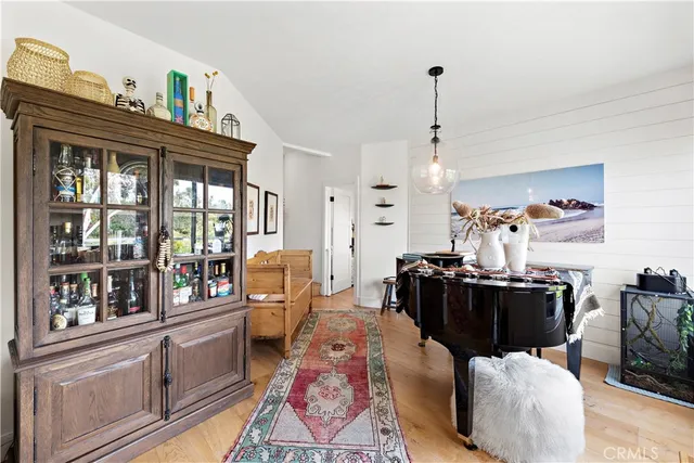 $11,500 | 721 Browncroft Road, Laguna Beach, CA 92651