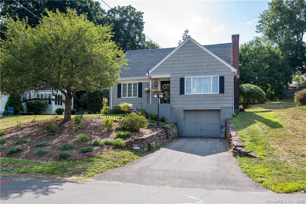 41 Foxridge Road West Hartford, CT 06107 - Photo 1 of 1