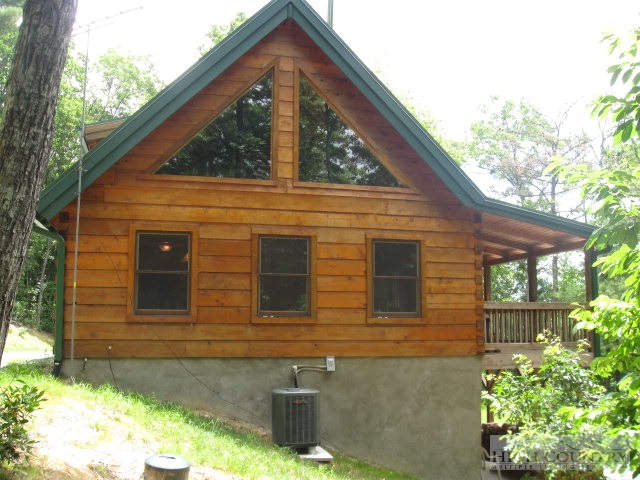 692 Mt Paron Road Deep Gap, NC 28618 - Photo 3 of 10 a view of front door of house