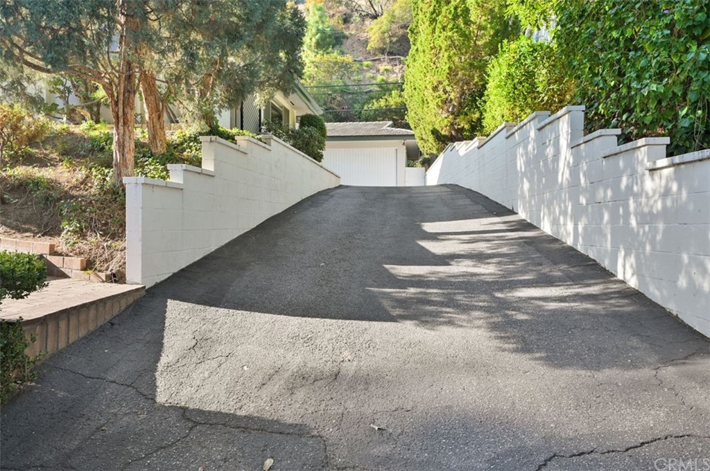 2201 Highland Vista Drive Arcadia, CA 91006 - Photo 37 of 41