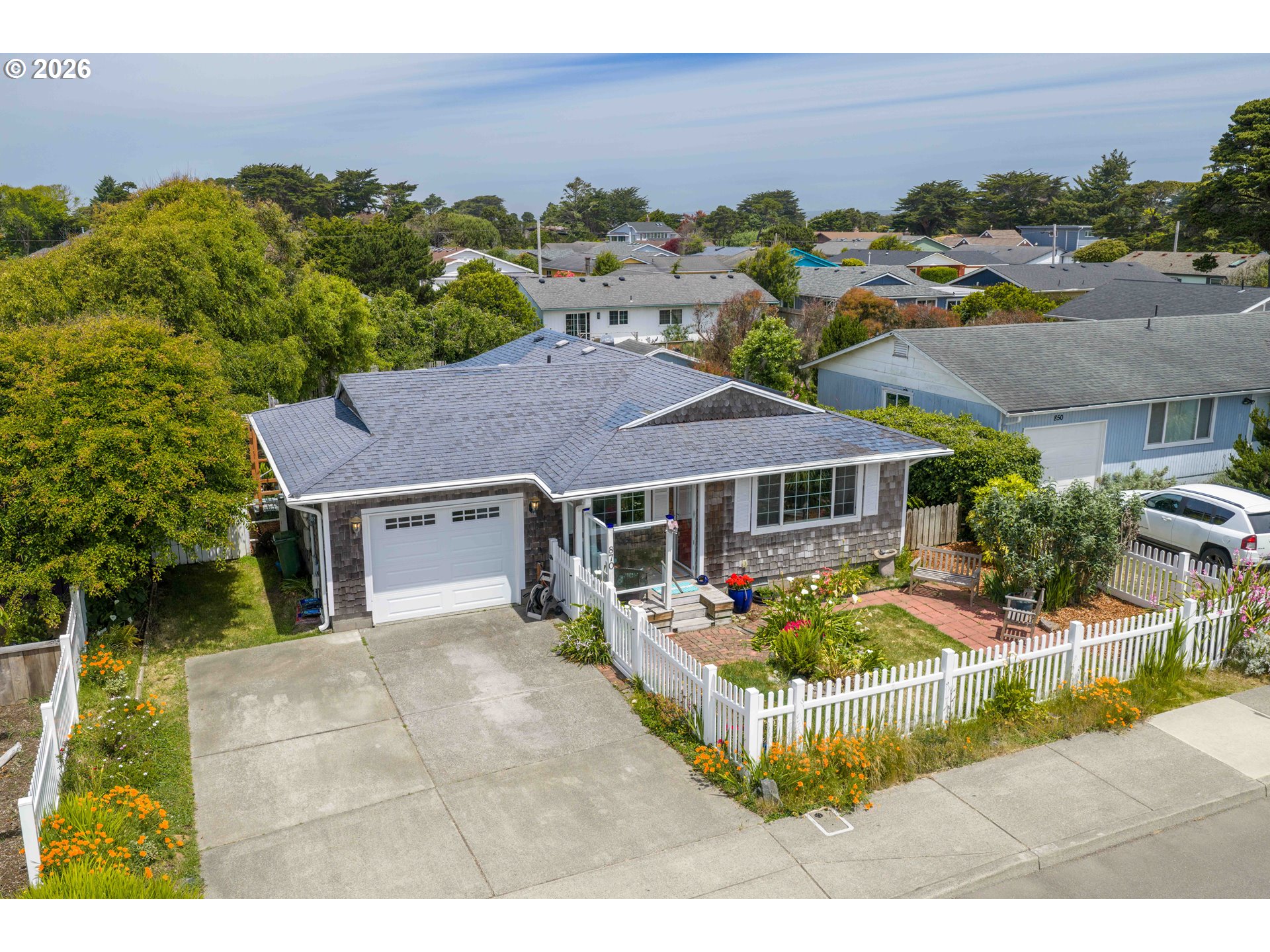 870 11th Street Southwest Bandon, OR 97411 - Photo 36 of 38