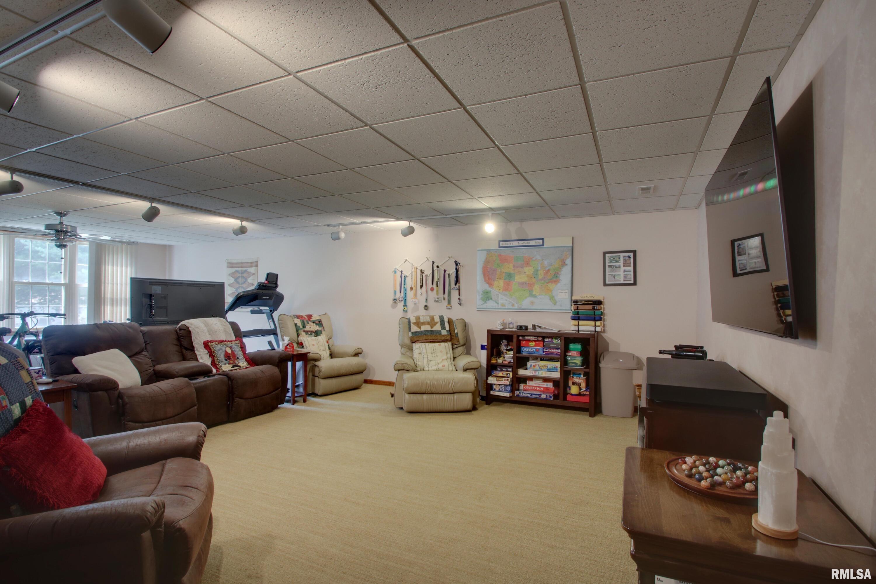 3204 Wynridge Road Quincy, IL 62305 - Photo 26 of 37 Gallery Image 26