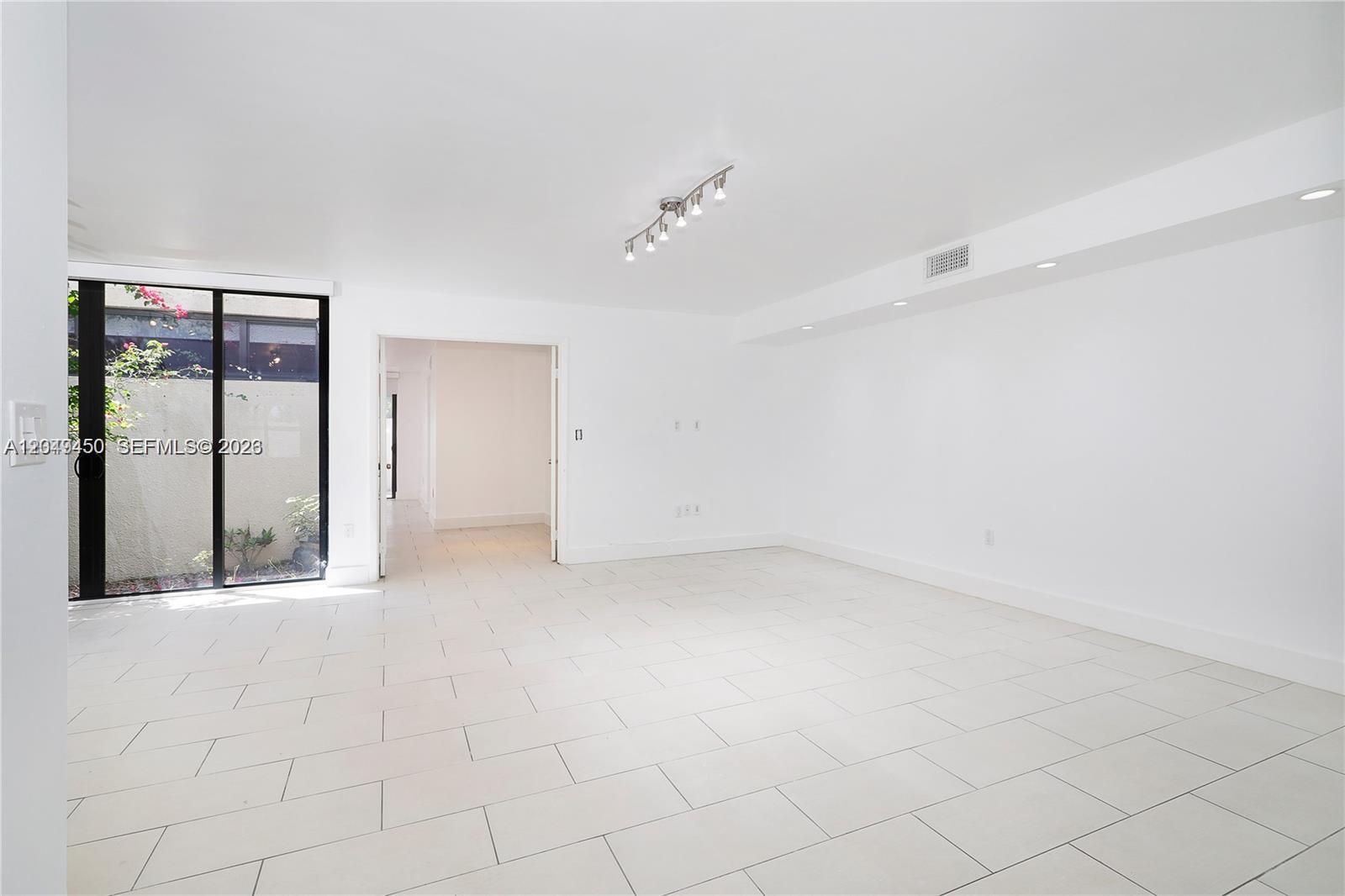 8124 Southwest 87th Terrace Miami, FL 33143 - Photo 11 of 44