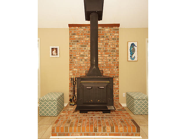 1432 Brian Road Charleston, SC 29407 - Photo 15 of 61 Fireplace