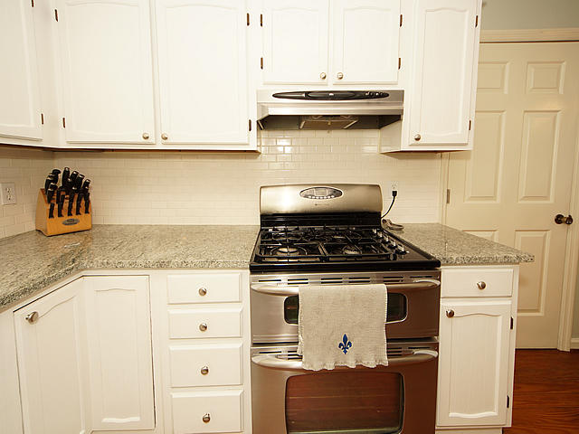 1432 Brian Road Charleston, SC 29407 - Photo 17 of 61 KitchenClose1