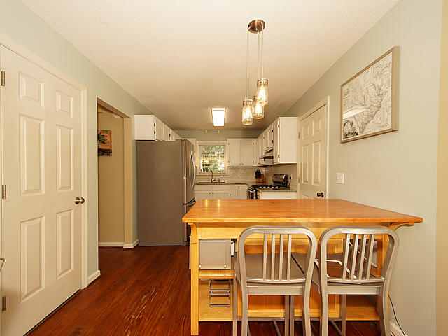 1432 Brian Road Charleston, SC 29407 - Photo 19 of 61 Kitchen