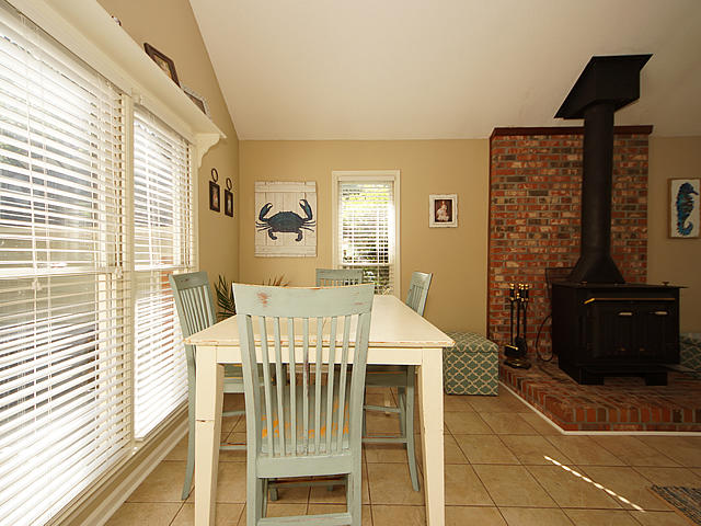 1432 Brian Road Charleston, SC 29407 - Photo 21 of 61 KitchenTable1