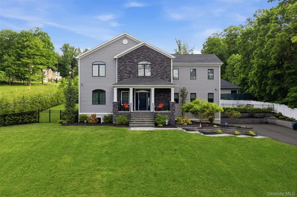 $1,850,000 | 75 Campbell Avenue, Suffern, NY 10901