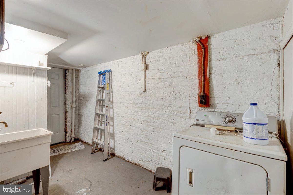 4902 4th Street Northwest Washington, DC 20011 - Photo 25 of 33