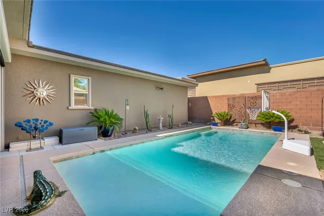 $4,695 | 10018 Regency Square Avenue, Las Vegas, NV 89148